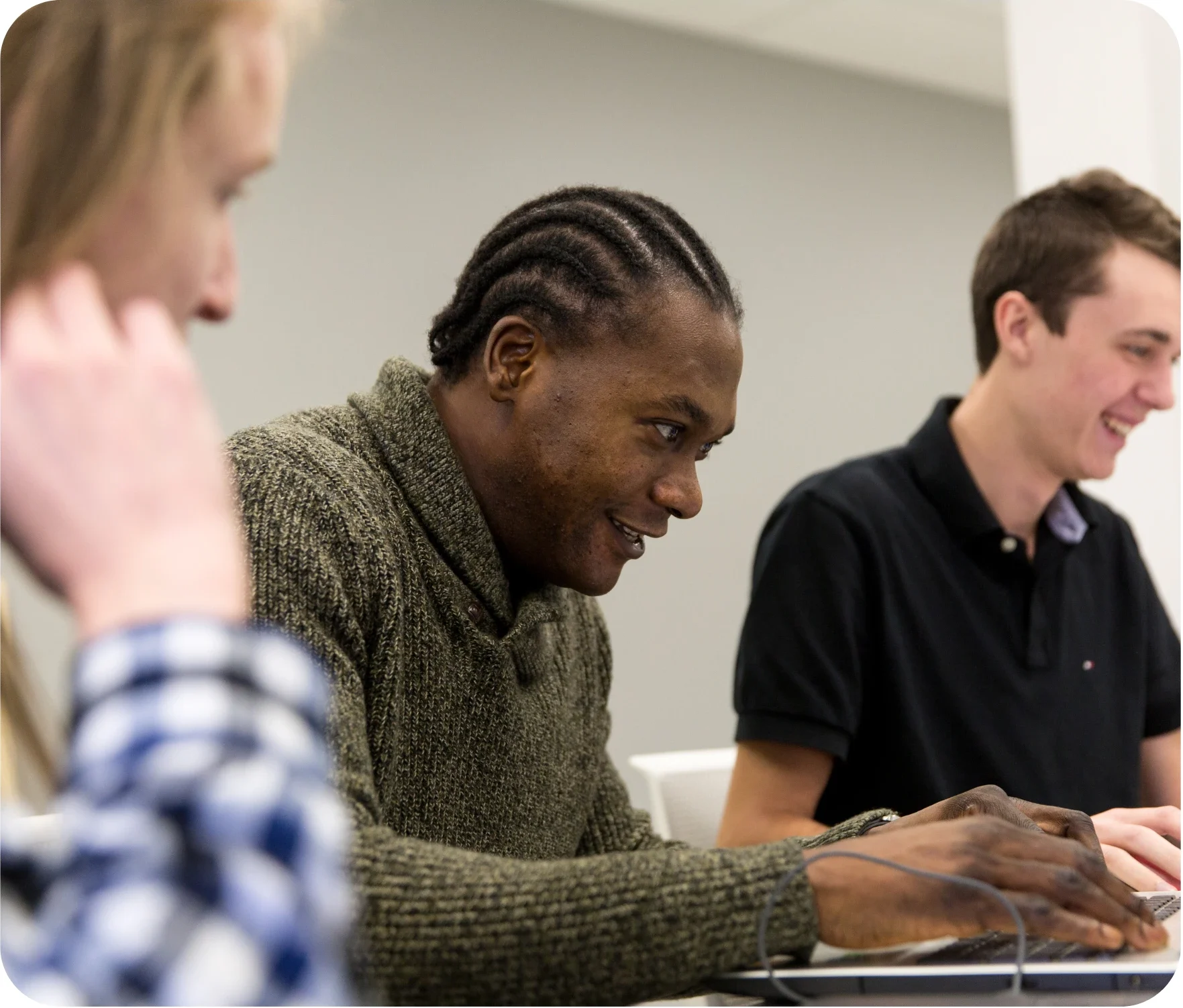 Students in the Systems Management and Cybersecurity Program At Oulton College.